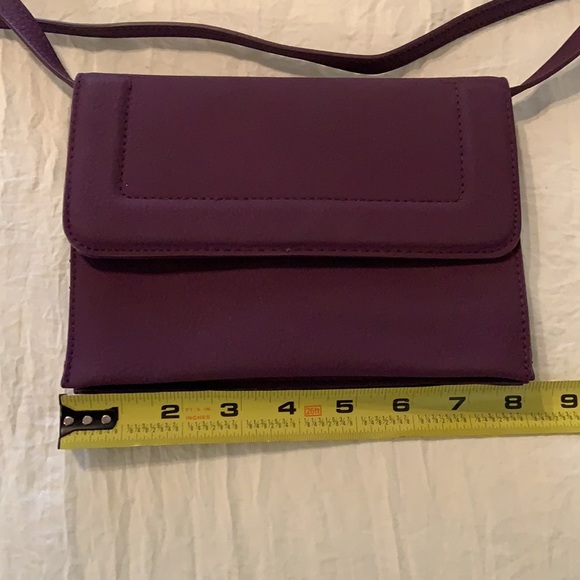 6. Handbag / Shoulder bag in Purple - Picture 9 of 12